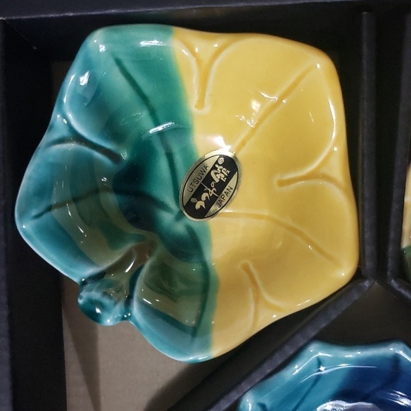 Japan the art of tableware utsuwa-no-yakata Handpaint Leaf Shape Sauce Dish - Picture 4 of 9